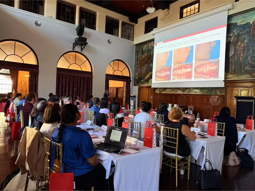 smartee-gs-tech-revitalizes-sydney-orthodontics-prof.-gang-shen-returns-to-academic-origins-with-breakthrough-clear-aligners-therapy2.jpg smartee-gs-tech-revitalizes-sydney-orthodontics-prof.-gang-shen-returns-to-academic-origins-with-breakthrough-clear-aligners-therapy2.jpg